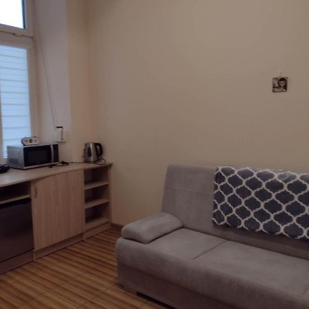 Little Big Bc - Central Modern Studio คราคูฟ ภายนอก รูปภาพ